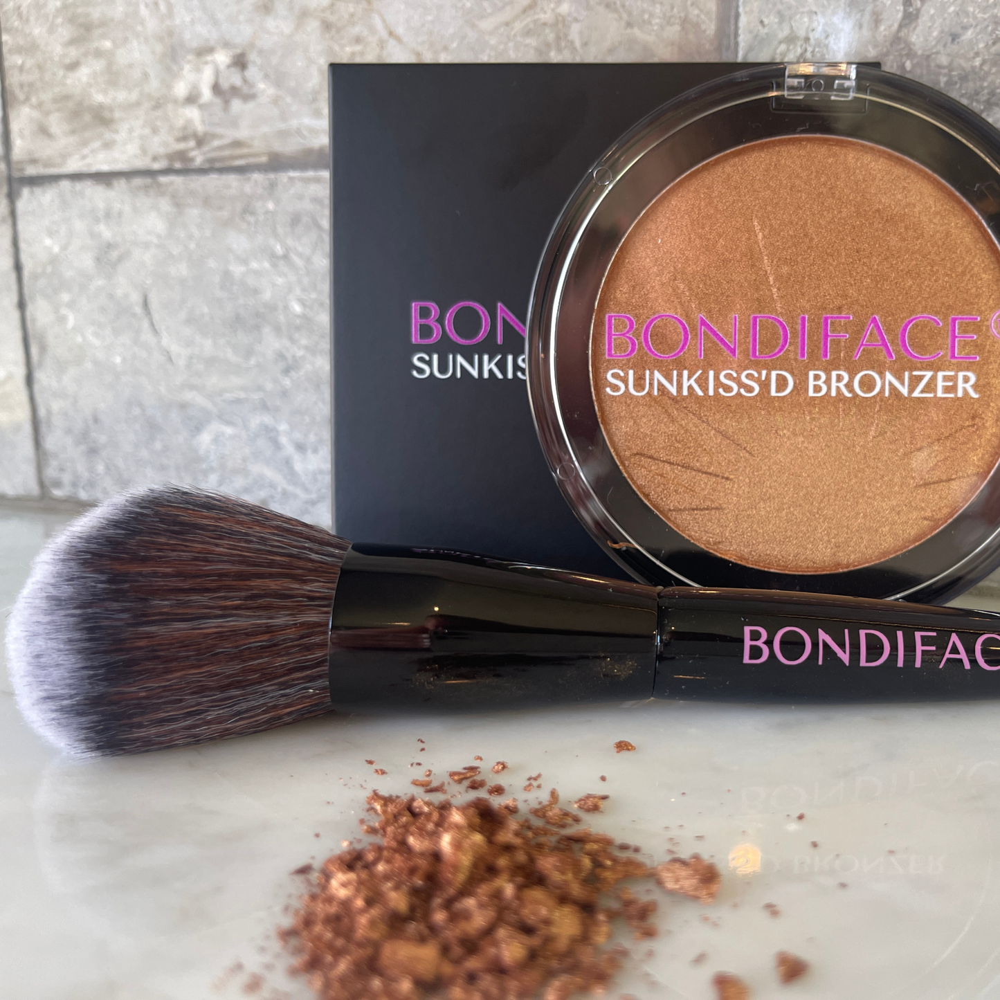 BONDI FACE Sunkiss'd Face + Body Shimmering Bronzer Powder